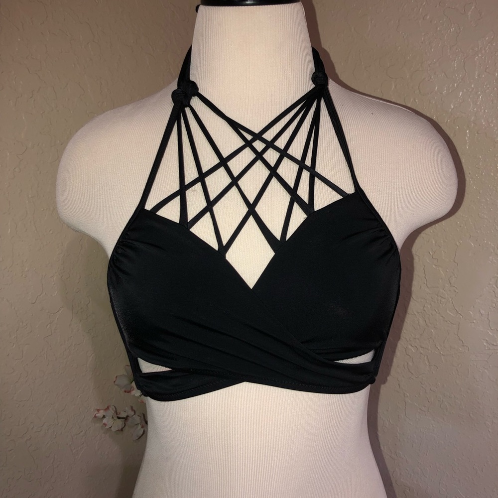 Pink Victoria’s Secret strappy bikini top - Picture 2 of 3
